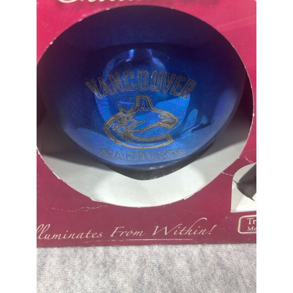 Boston Blue Sox Fenway Laser Etched Christmas Ornament Lights Up - Picture 4 of 7